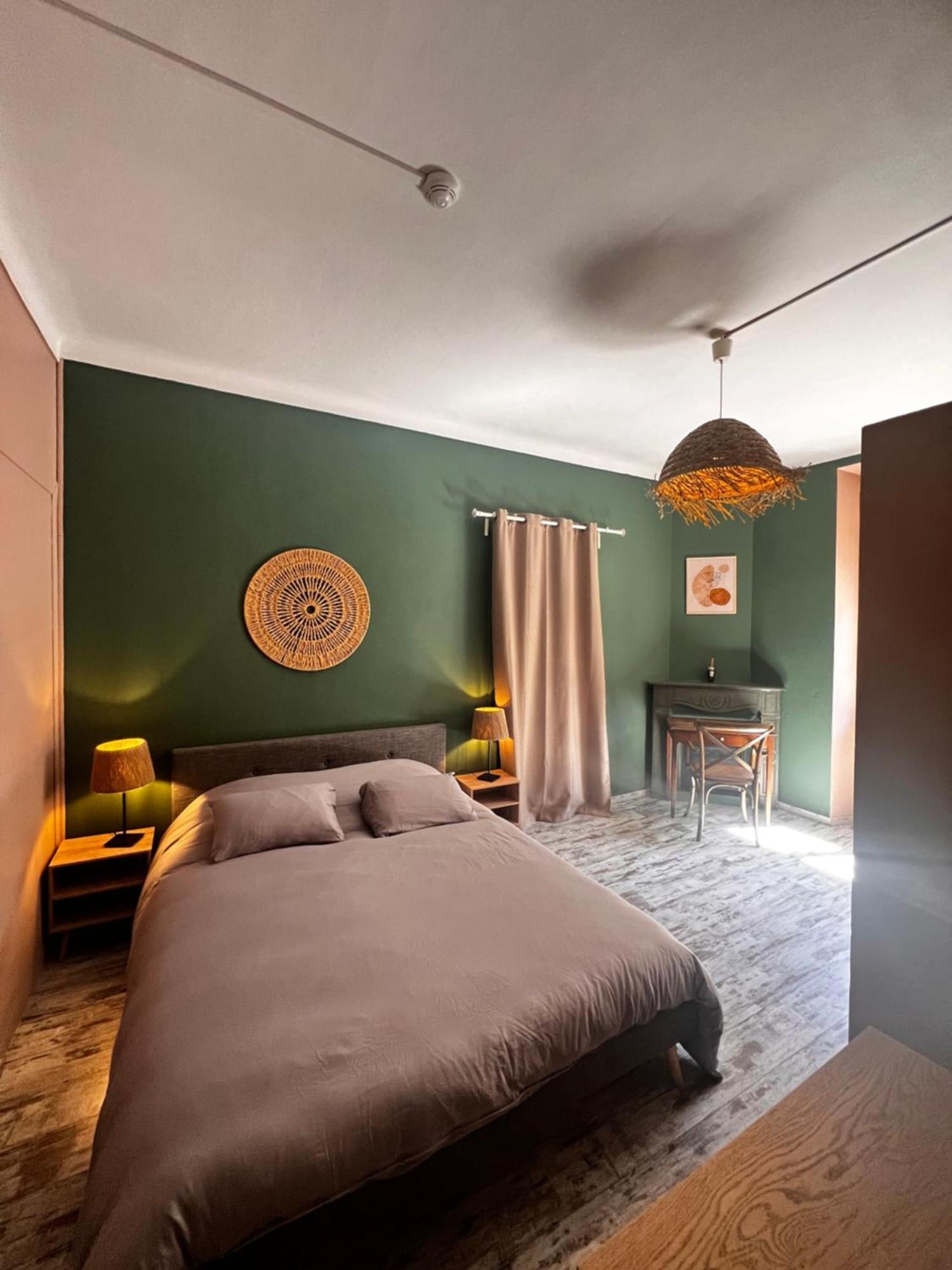 Hotel Fleur Des Alpes La Brigue Eksteriør billede